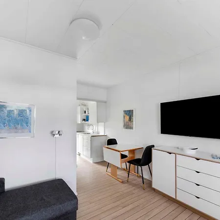 Cozy Close To The Apartment